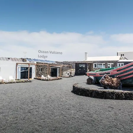 Ocean Vulcano Lodge アパート
